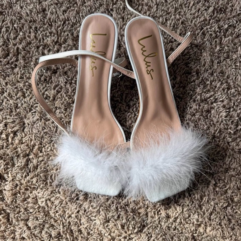 Lulu's White Feathered Heels